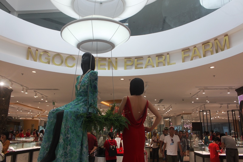 The most trendiest pearl showroom of Vietnam