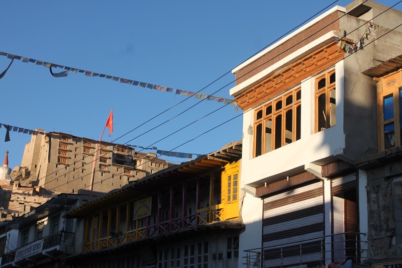 Leh Market